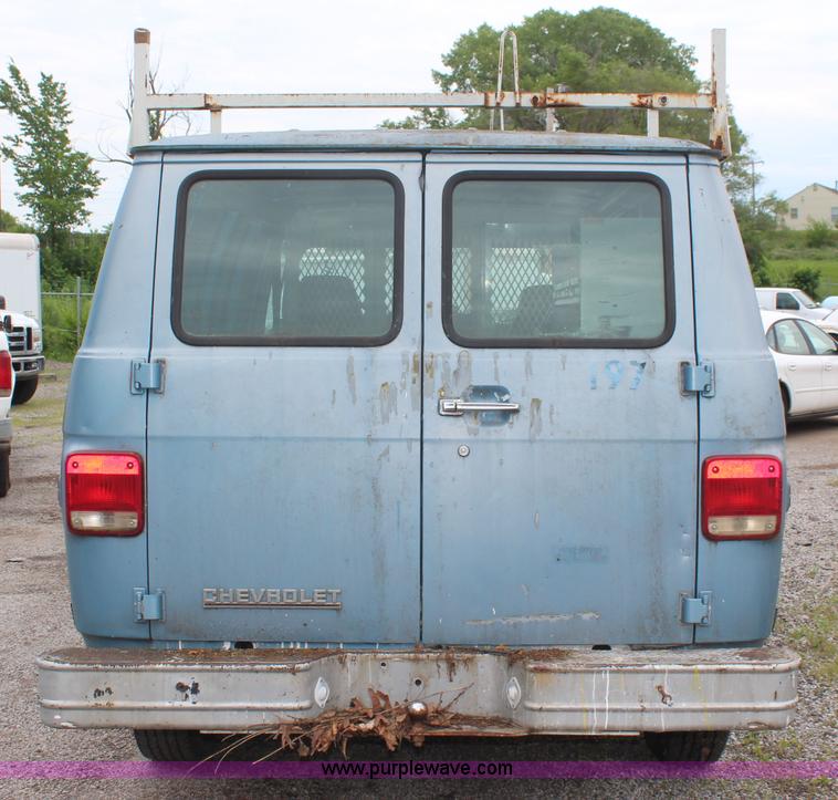 image for item H5021 1992 Chevrolet G30 van