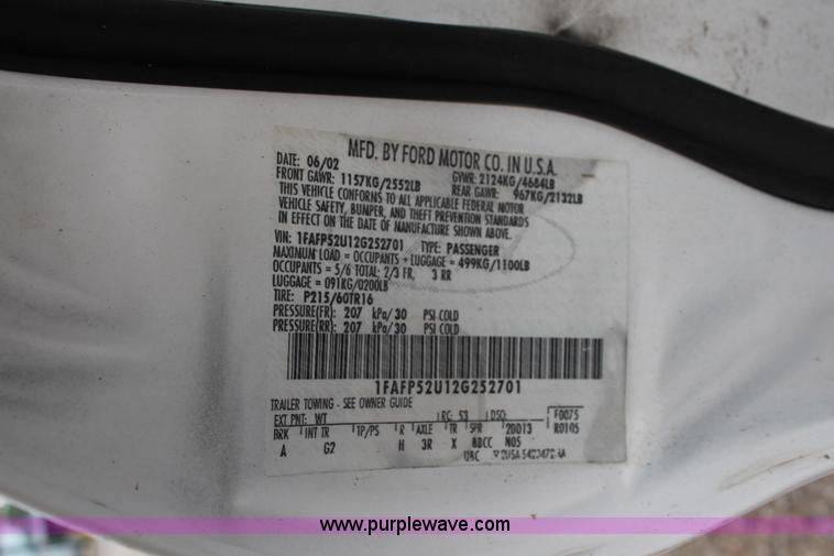 image for item H5023 2002 Ford Taurus