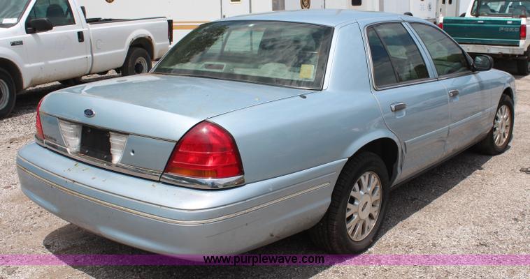 image for item H5025 2003 Ford Crown Victoria Police Interceptor