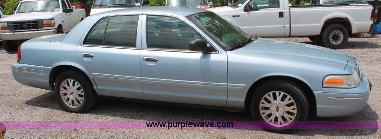 image for item H5025 2003 Ford Crown Victoria Police Interceptor