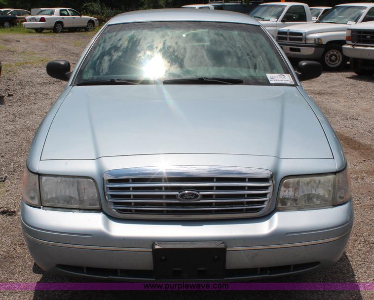 image for item H5025 2003 Ford Crown Victoria Police Interceptor