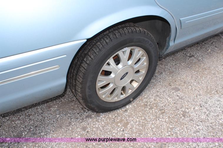 image for item H5025 2003 Ford Crown Victoria Police Interceptor