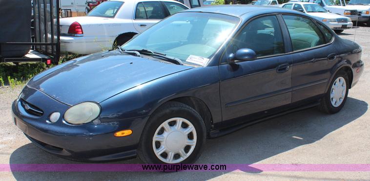image for item H5027 1998 Ford Taurus