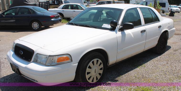 image for item H5028 2008 Ford Crown Victoria Police Interceptor