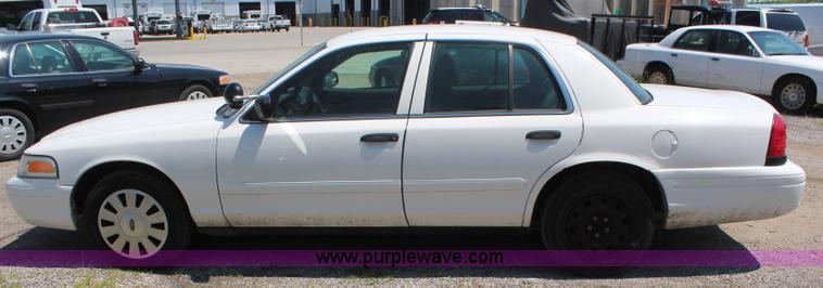 image for item H5028 2008 Ford Crown Victoria Police Interceptor
