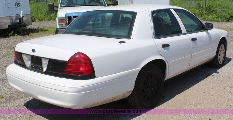 image for item H5028 2008 Ford Crown Victoria Police Interceptor