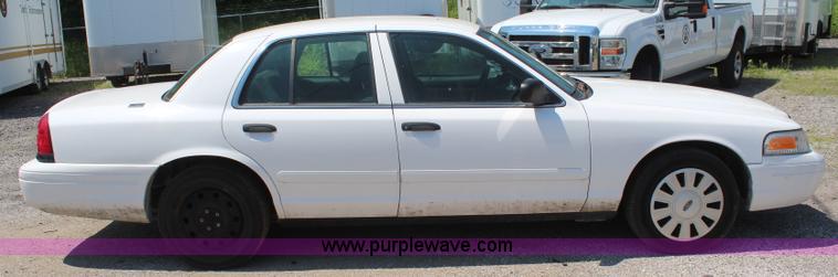 image for item H5028 2008 Ford Crown Victoria Police Interceptor