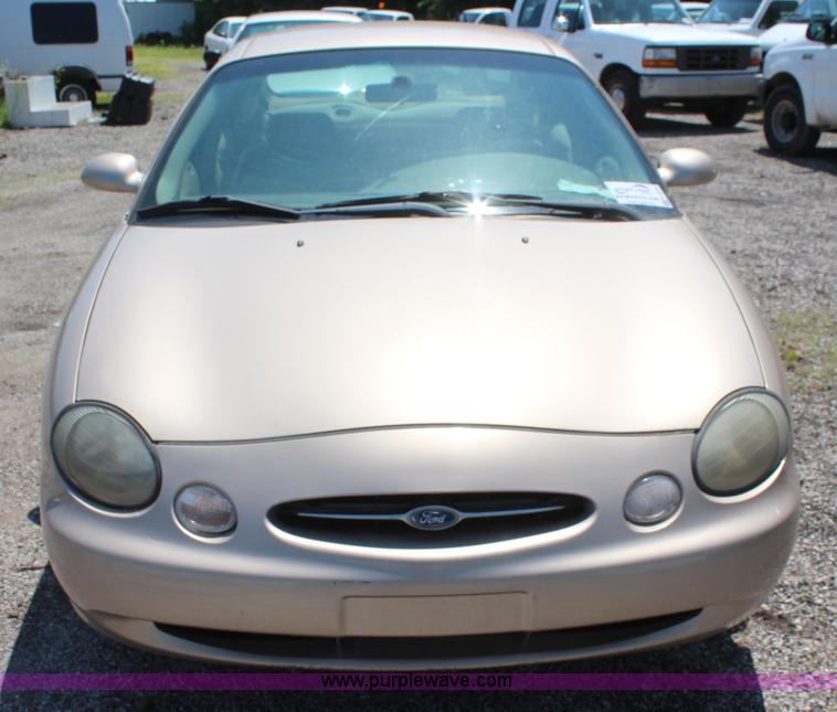 image for item H5029 1998 Ford Taurus LX