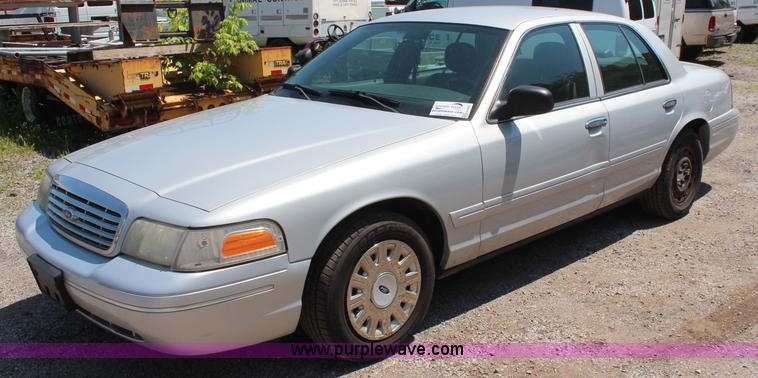 image for item H5031 2003 Ford Crown Victoria Police Interceptor