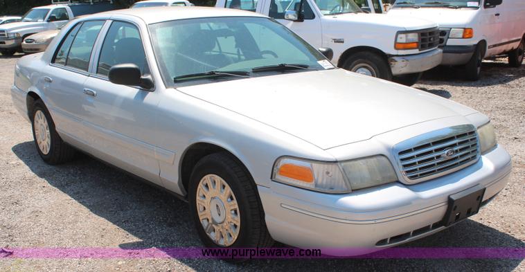 image for item H5031 2003 Ford Crown Victoria Police Interceptor