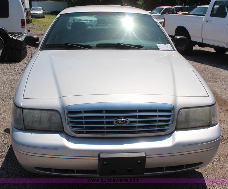 image for item H5031 2003 Ford Crown Victoria Police Interceptor