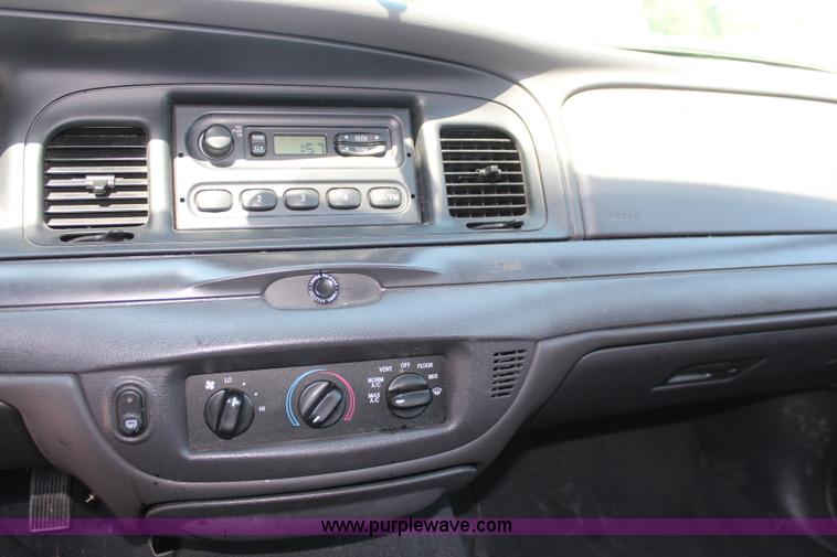 image for item H5031 2003 Ford Crown Victoria Police Interceptor