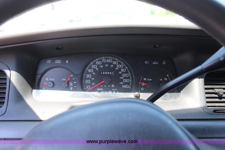 image for item H5031 2003 Ford Crown Victoria Police Interceptor