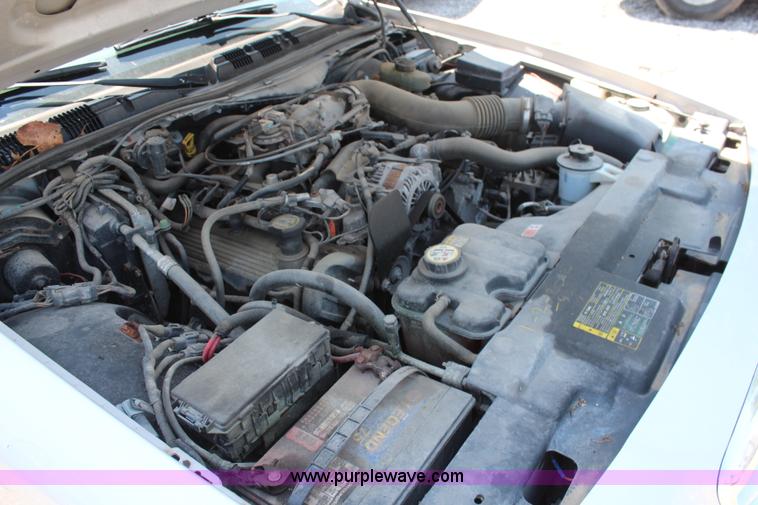 image for item H5031 2003 Ford Crown Victoria Police Interceptor