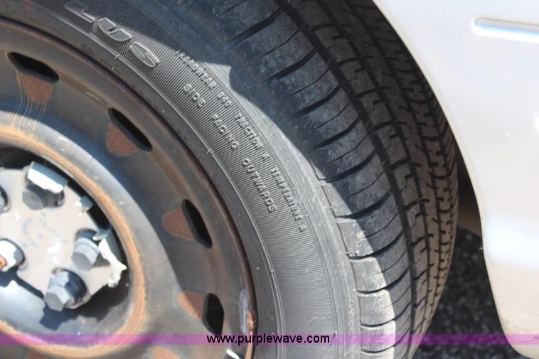 image for item H5031 2003 Ford Crown Victoria Police Interceptor