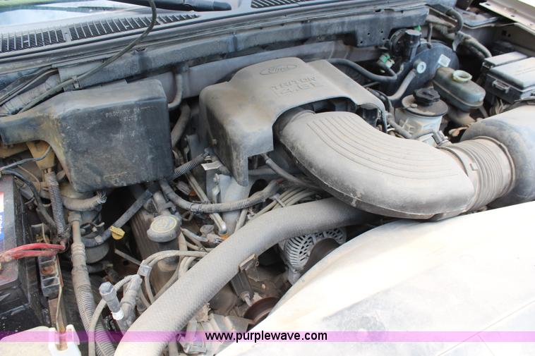 image for item H5037 1997 Ford F150 pickup truck