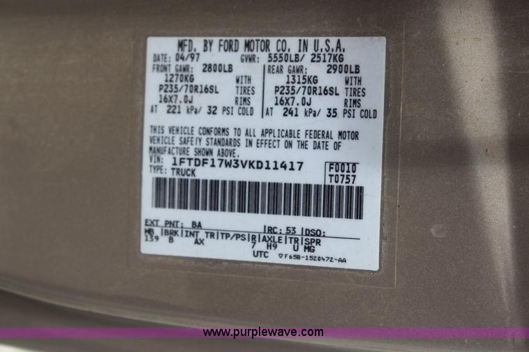 image for item H5037 1997 Ford F150 pickup truck