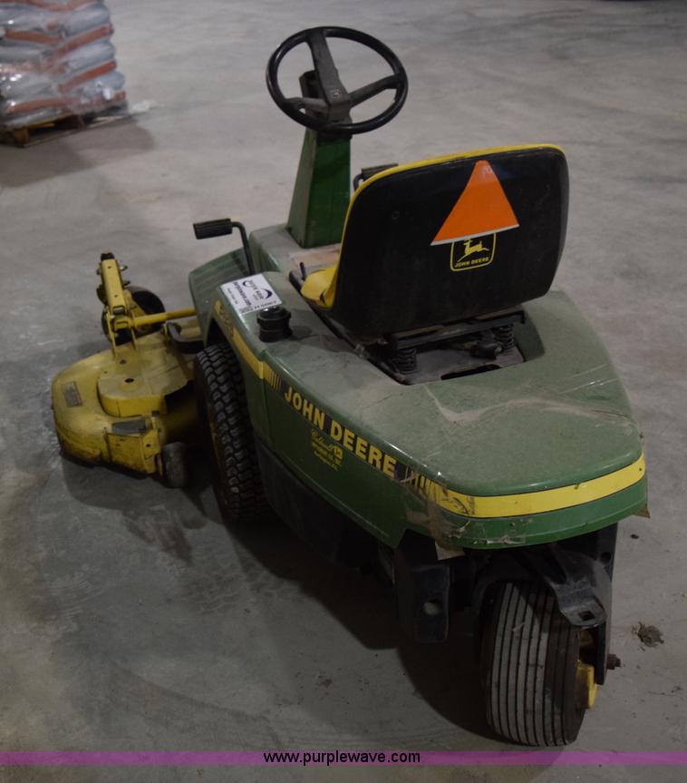 image for item H5067 John Deere F525 riding lawn mower
