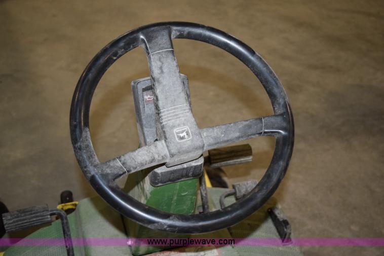 image for item H5067 John Deere F525 riding lawn mower