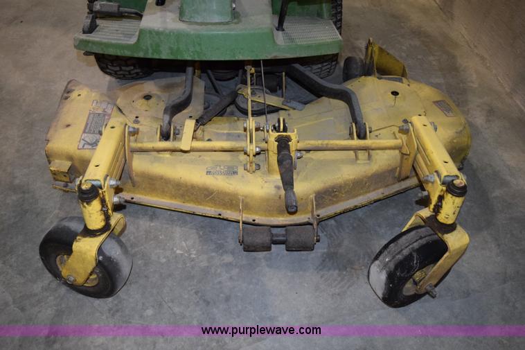 image for item H5067 John Deere F525 riding lawn mower