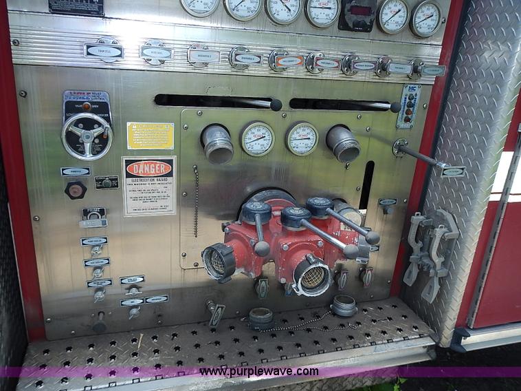 image for item J1232 1994 Hurricane fire truck