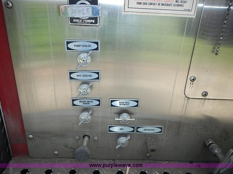 image for item J1232 1994 Hurricane fire truck