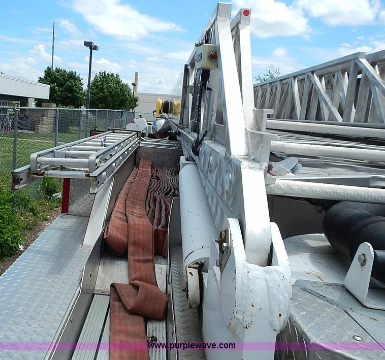 image for item J1232 1994 Hurricane fire truck