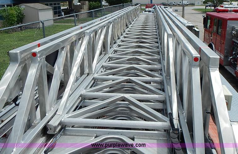 image for item J1232 1994 Hurricane fire truck