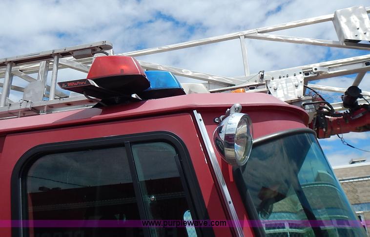 image for item J1232 1994 Hurricane fire truck