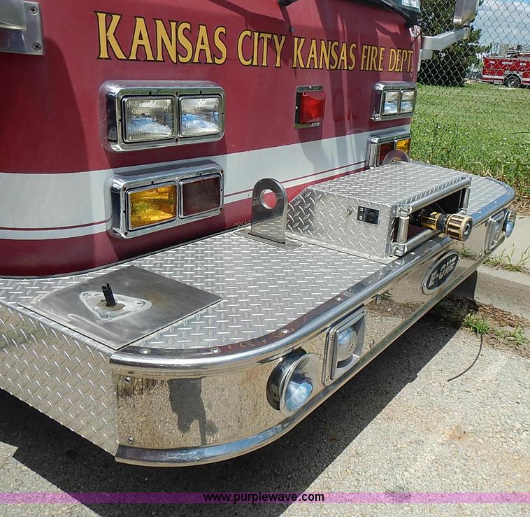 image for item J1232 1994 Hurricane fire truck