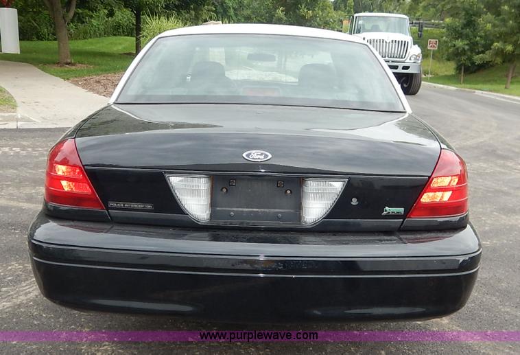 image for item J3863 2009 Ford Crown Victoria Police Interceptor