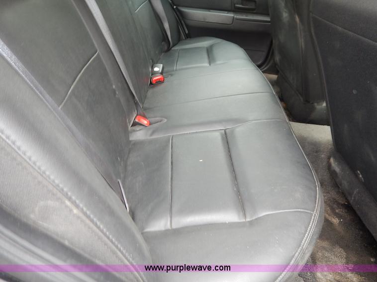 image for item J3863 2009 Ford Crown Victoria Police Interceptor