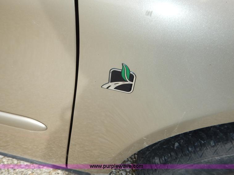 image for item J3871 2001 Ford Taurus LX