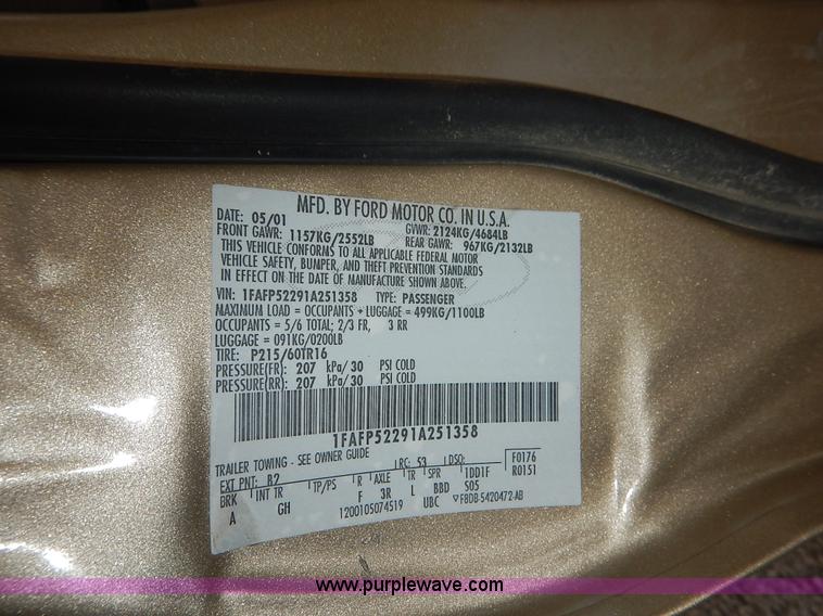 image for item J3871 2001 Ford Taurus LX