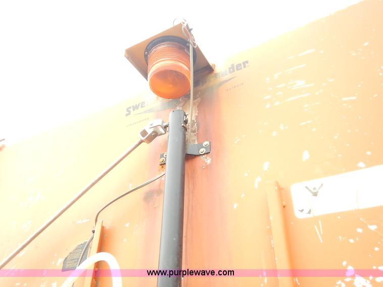 image for item J3881 1996 Swenson EV100 spreader