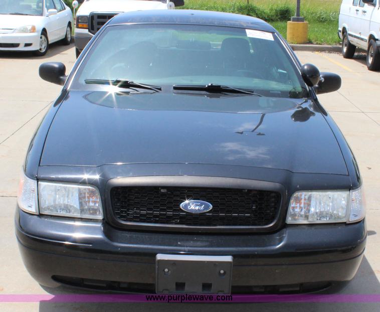 image for item J5991 2008 Ford Crown Victoria Police Interceptor
