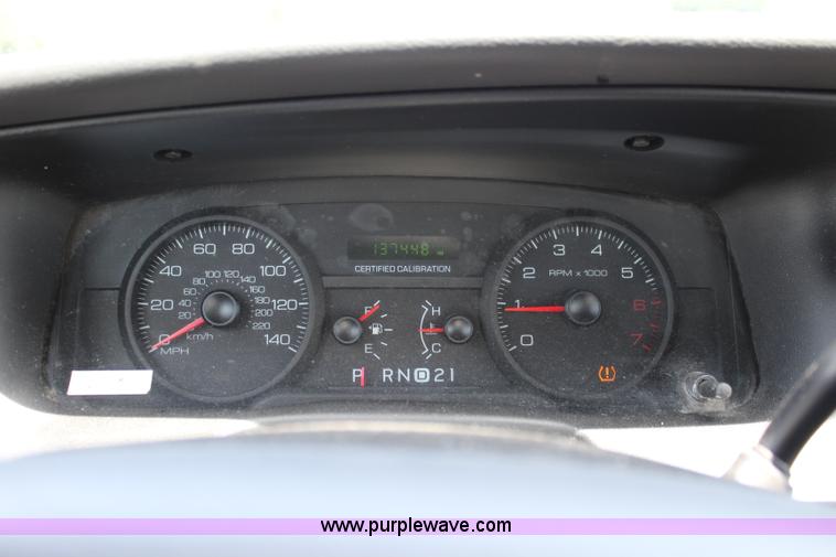 image for item J5991 2008 Ford Crown Victoria Police Interceptor