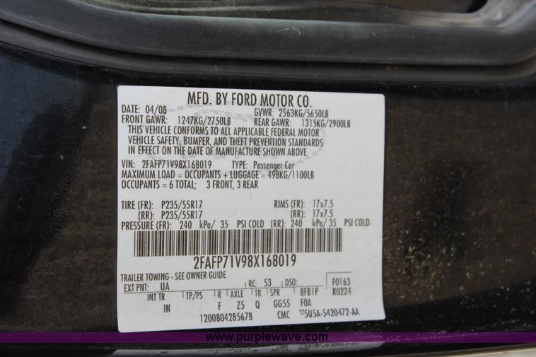 image for item J5991 2008 Ford Crown Victoria Police Interceptor