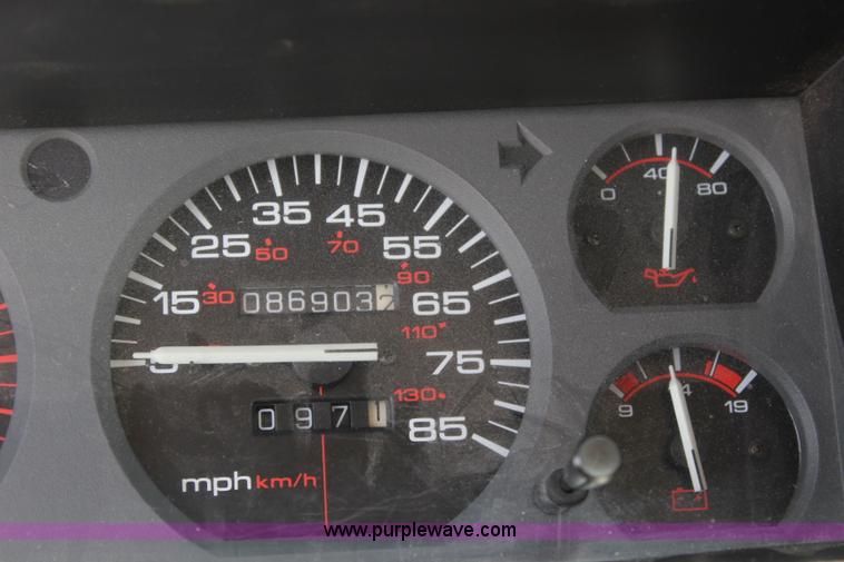 image for item J5995 1995 Jeep Cherokee SE SUV