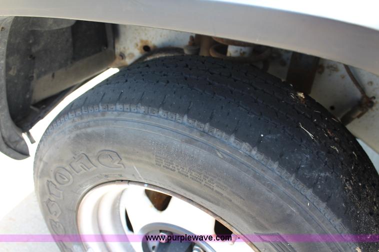 image for item J5995 1995 Jeep Cherokee SE SUV