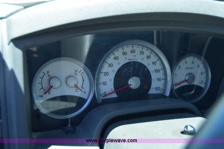 image for item J6603 2006 Dodge Dakota SLT Quad Cab pickup truck