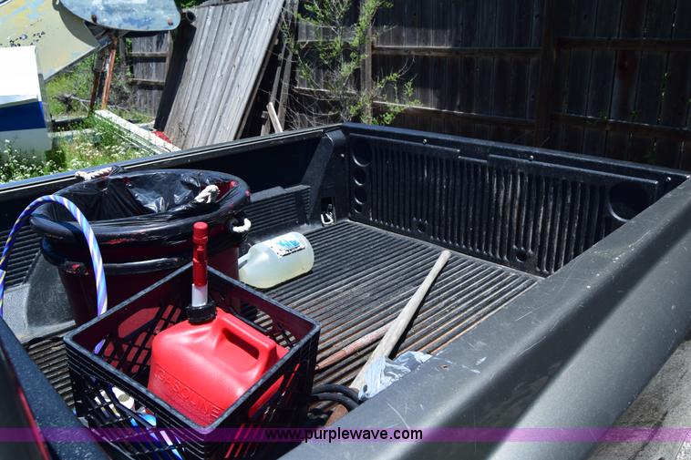 image for item J6603 2006 Dodge Dakota SLT Quad Cab pickup truck