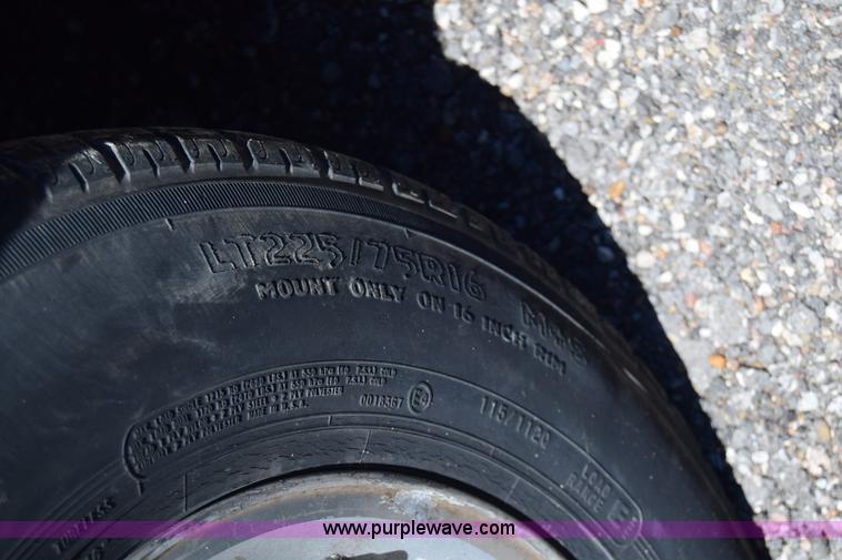 image for item J6606 1999 Dodge Ram 1500 Quad Cab pickup truck