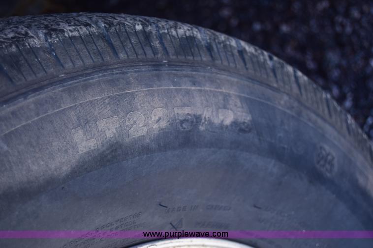 image for item J6606 1999 Dodge Ram 1500 Quad Cab pickup truck