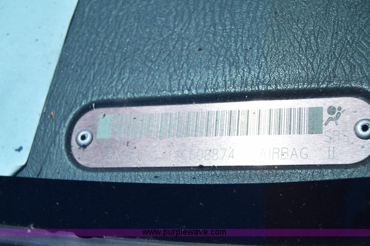 image for item J6607 2000 Nissan Xterra SUV