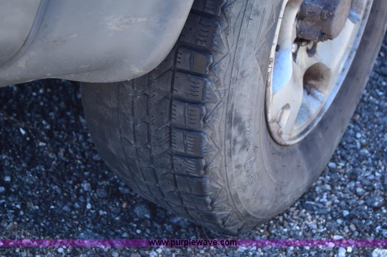 image for item J6607 2000 Nissan Xterra SUV