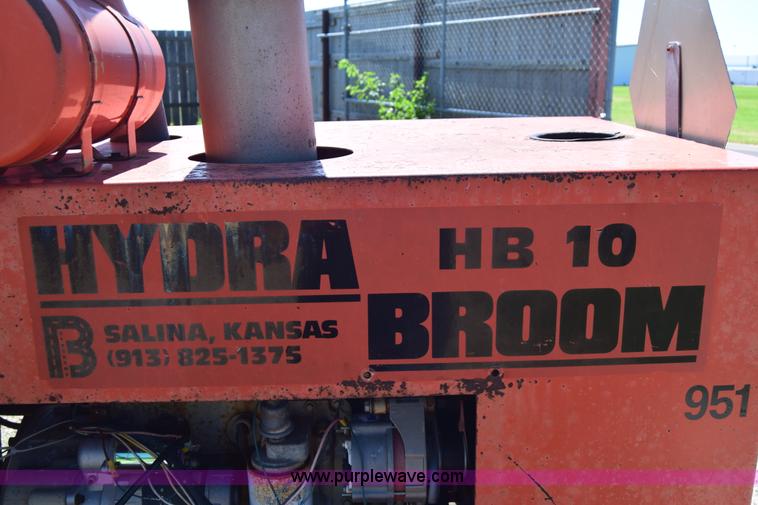 image for item J6611 Bergkamp Hydra-Broom