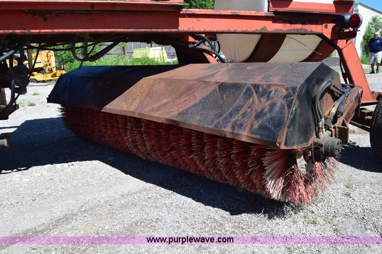 image for item J6611 Bergkamp Hydra-Broom