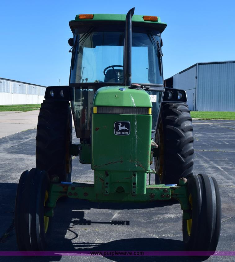 image for item J6613 1990 John Deere 2955 tractor