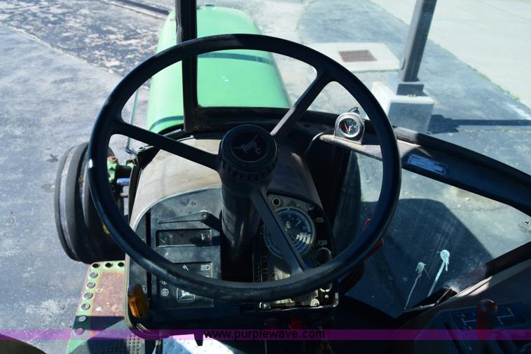 image for item J6613 1990 John Deere 2955 tractor